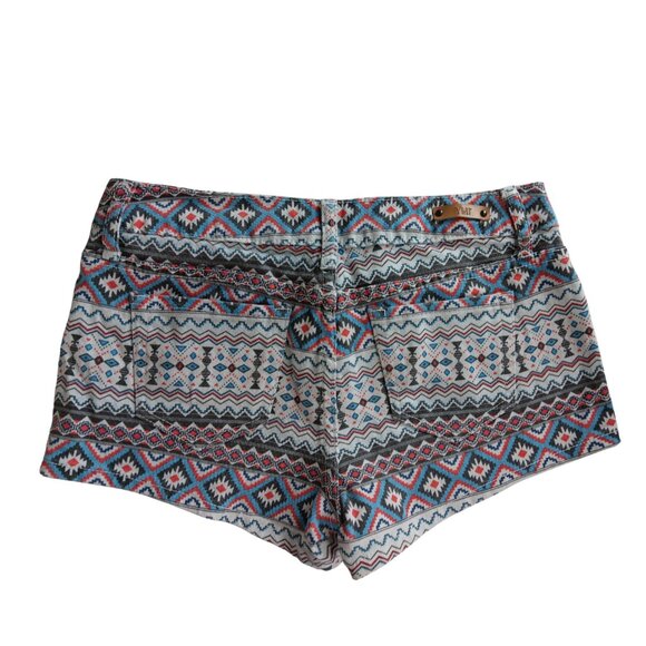 YMI Aztec print shorts SZ 7 Multi color boho vibe - Picture 2 of 4